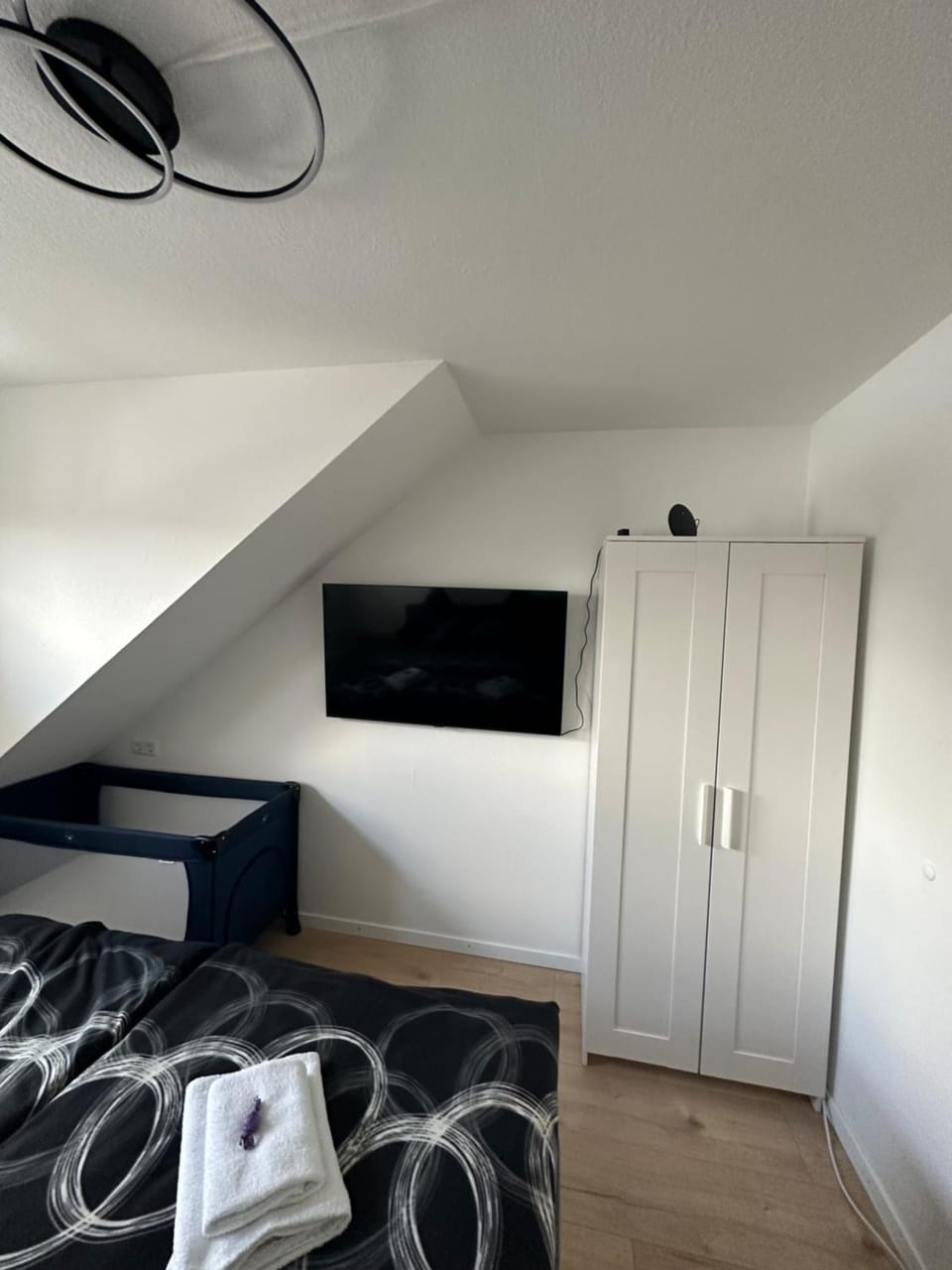 cot