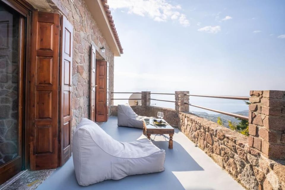 View (from property/room), Balcony/Terrace, Seating area