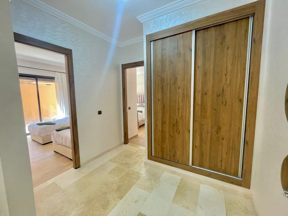 storage, wardrobe