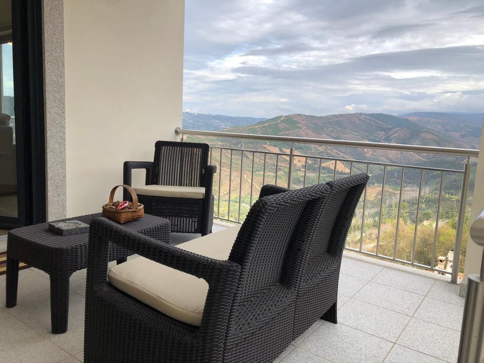 Natural landscape, Balcony/Terrace, Mountain view