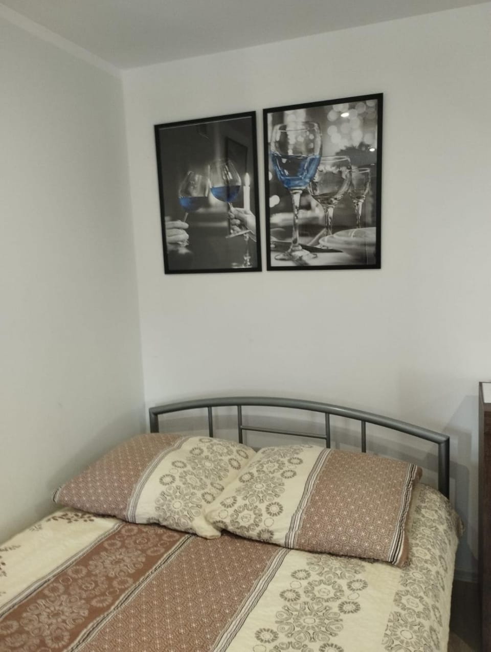 Bed, Photo of the whole room, Decorative detail