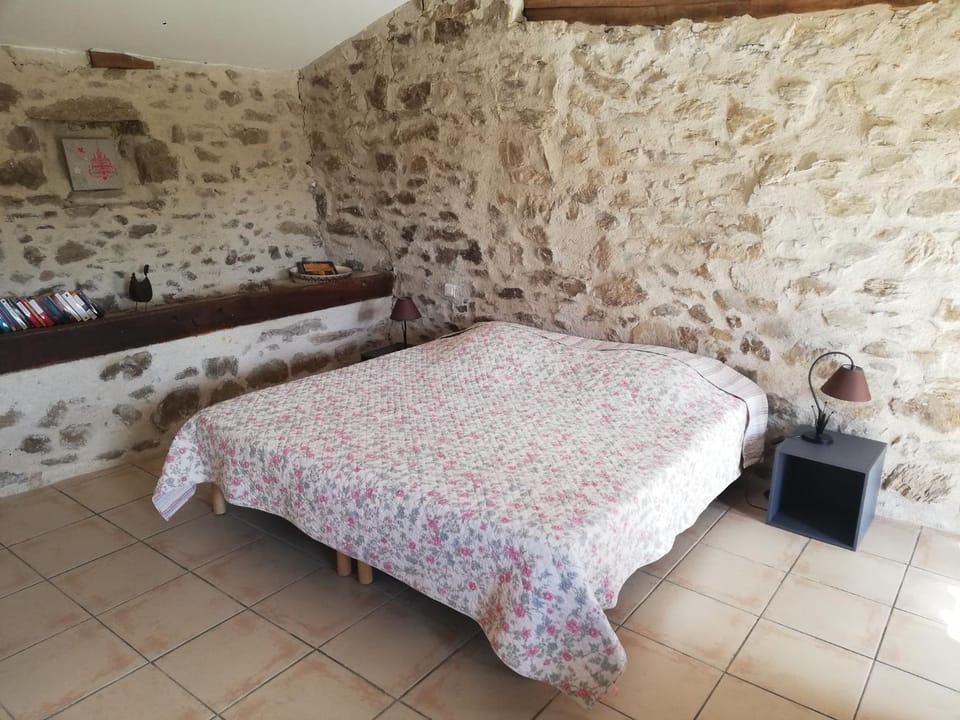 AUBERGE LA BOUCHOLIERE Inn in Nouvelle-Aquitaine
