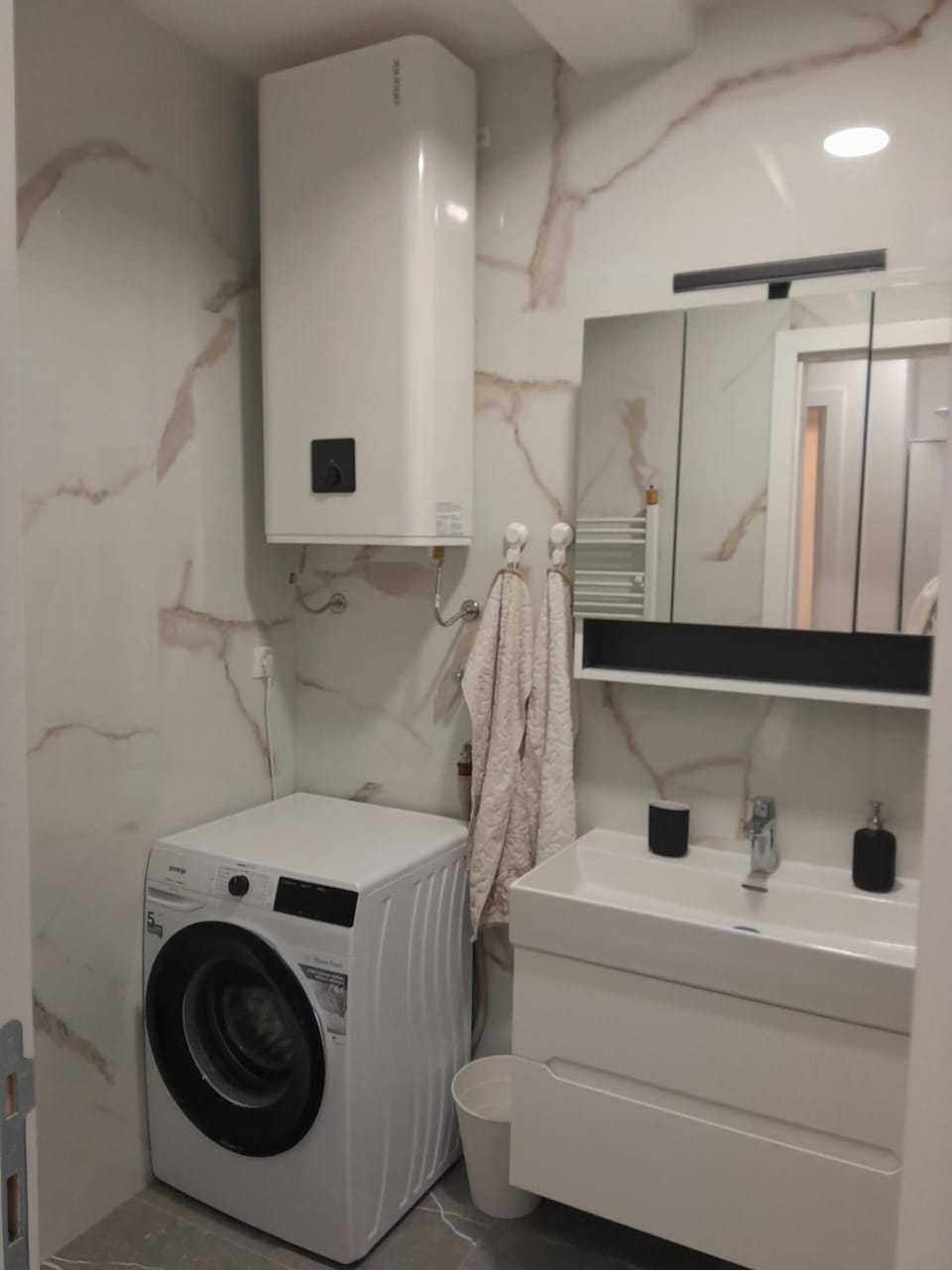 Bathroom, washing machine