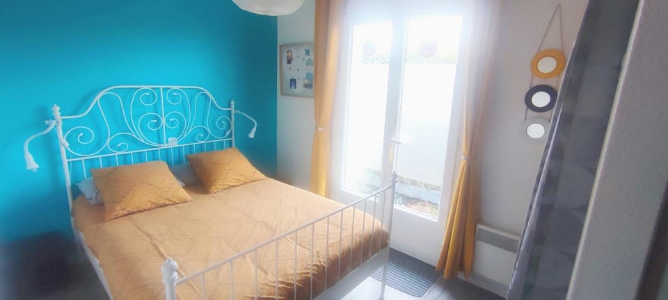 EntreLac&Océan1 - chambre d'hôtes chez l'habitant, Entrée et terrasse privée- cyclotouristes bienvenue Vacation rental in Mimizan