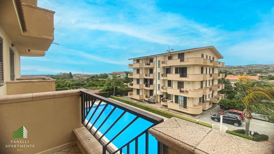 Il Bergamotto - Luxury Residence with pool, 5 min from the beach! Apartment in Calabria