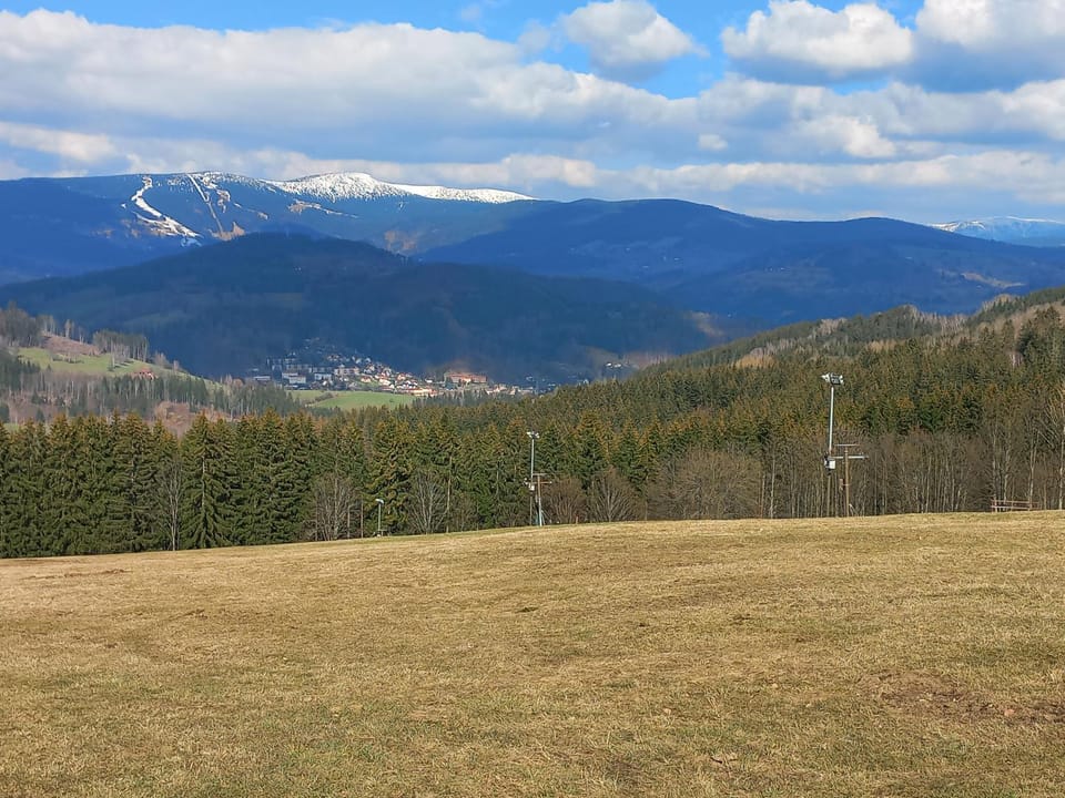 Zlatá Olešnice, pomezí Jizerek a Krkonoš Apartment in Czechia
