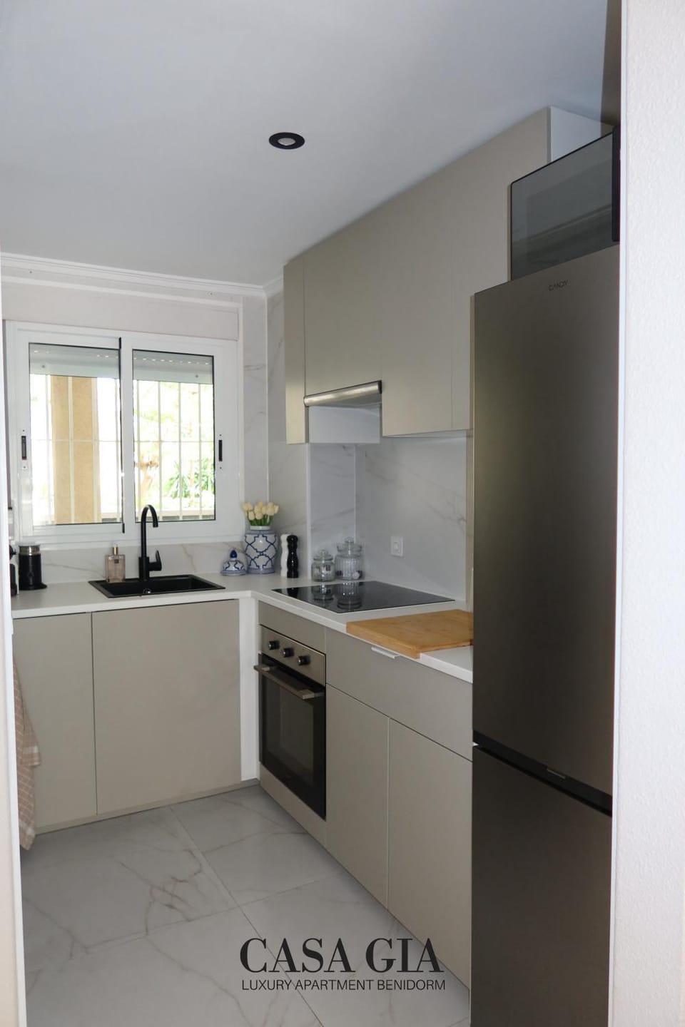 Kitchen or kitchenette, oven, stove