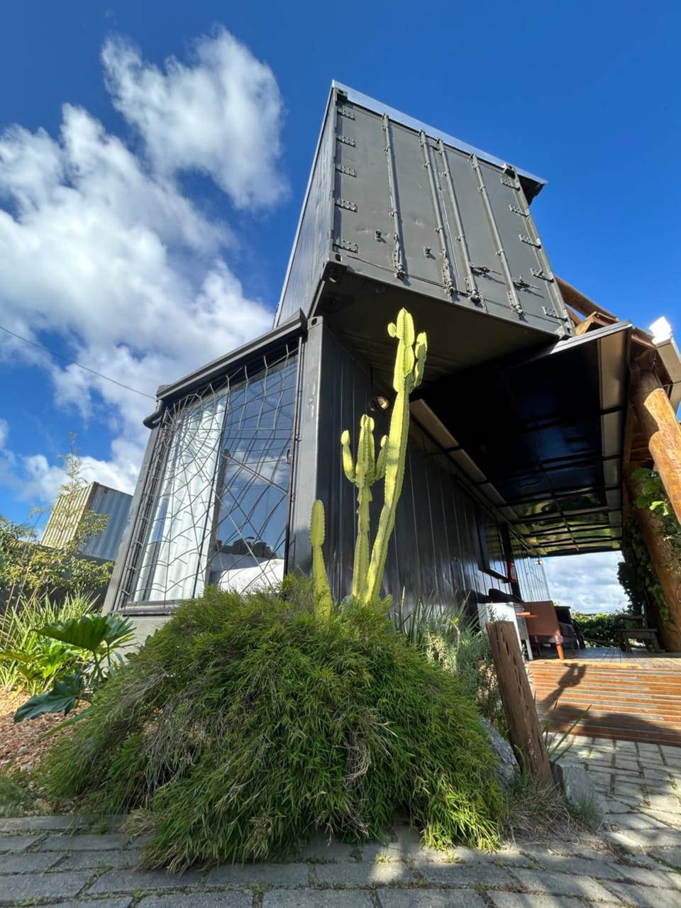 Chaparral Container Loft Industrial Apartment in Penha