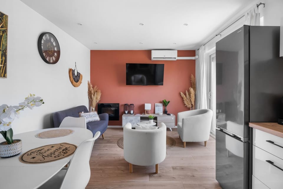 Le Terra Cota - 3 Suites Privées, Parking, Clim & Wifi Apartment in Toulon