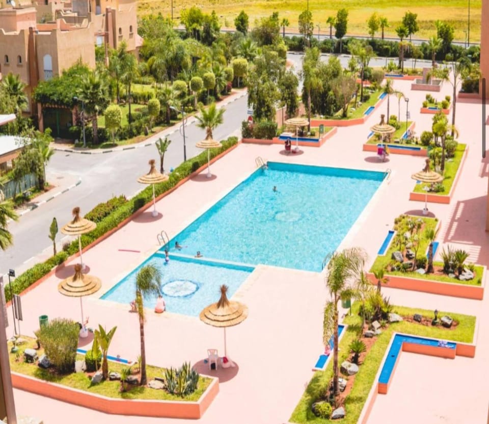 Natural landscape, Garden, Garden view, Pool view, Swimming pool, Swimming pool