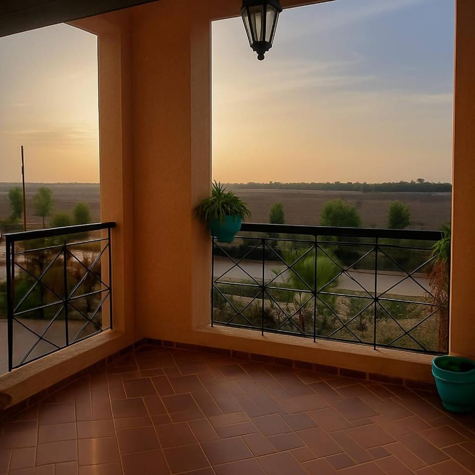 Day, Natural landscape, View (from property/room), Balcony/Terrace, Sunrise, Sunset