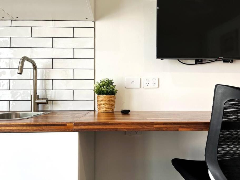 Studio A by Breckler Park Apartment in Perth