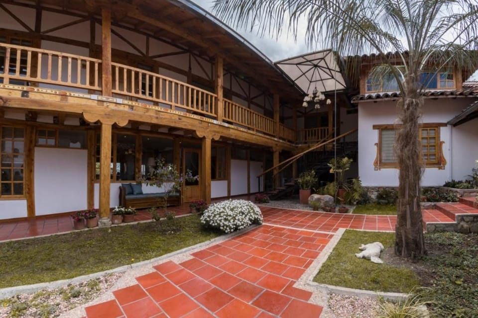 Inner courtyard view