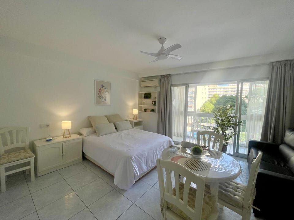 Aries Levante Beah Apartment in Benidorm