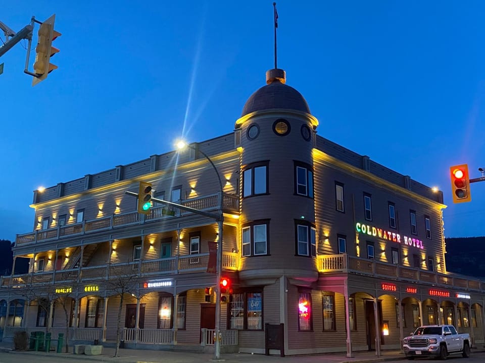 Coldwater Hotel Hotel in Merritt