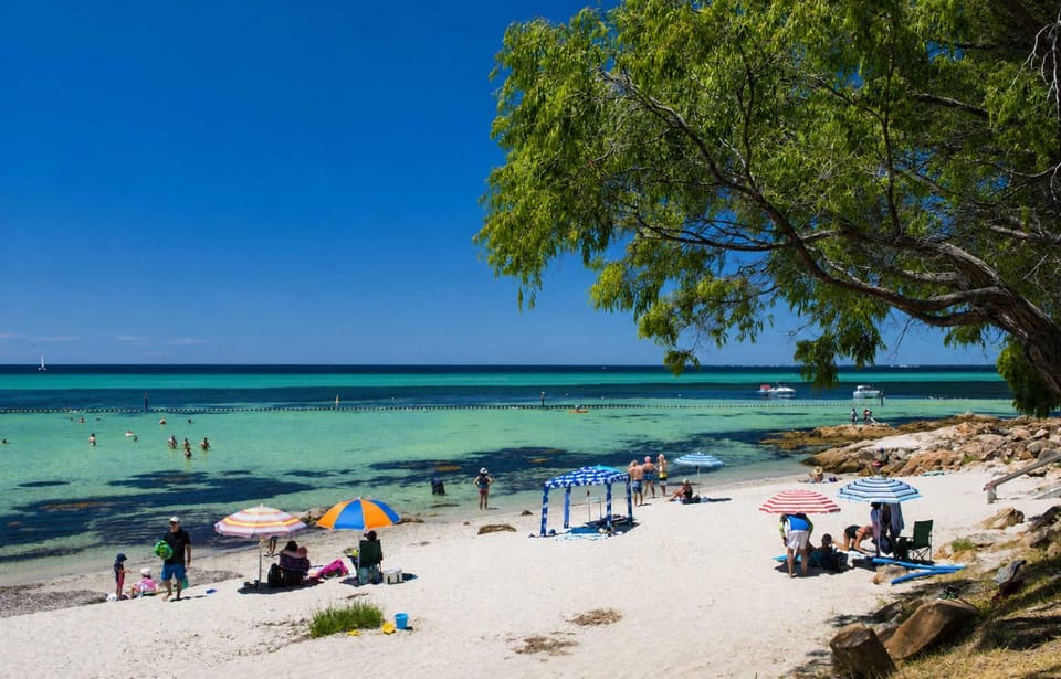 Fairway Retreat - Golf Course Views by Geographe Bay House in Dunsborough