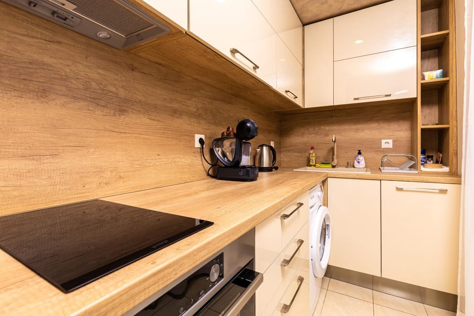 Coffee/tea facilities, Kitchen or kitchenette, pet friendly, stove