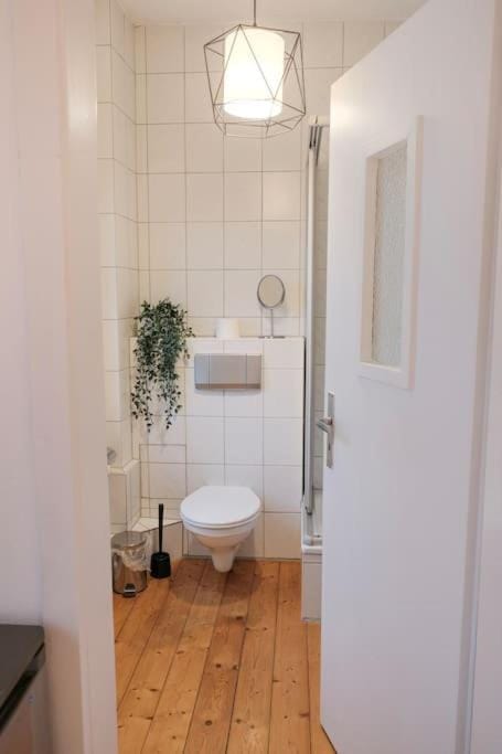 Toilet, Bathroom
