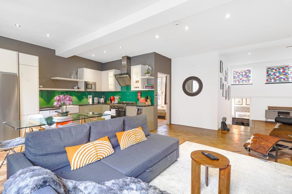 Central 2Bed Apartment near Barbican & Farringdon FREE WIFI by City Stay Aparts London Apartment in London Borough of Islington