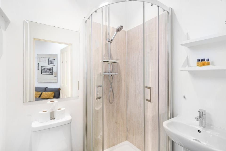 Central 2Bed Apartment near Barbican & Farringdon FREE WIFI by City Stay Aparts London Apartment in London Borough of Islington