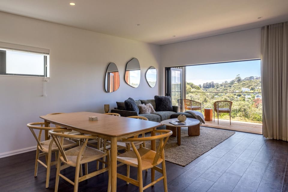 View (from property/room), Living room, Dining area