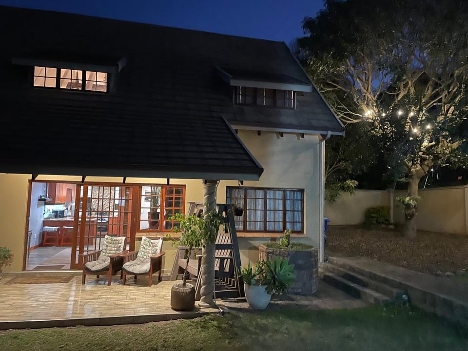 Patio, Night, Garden, Garden view