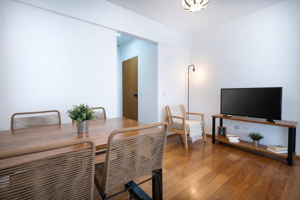 TV and multimedia, Living room, Seating area, Dining area, heating, air conditioner