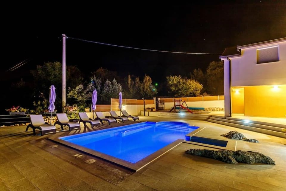 Villa in Omiš inland/4 stars+heated pool Villa in Split-Dalmatia County