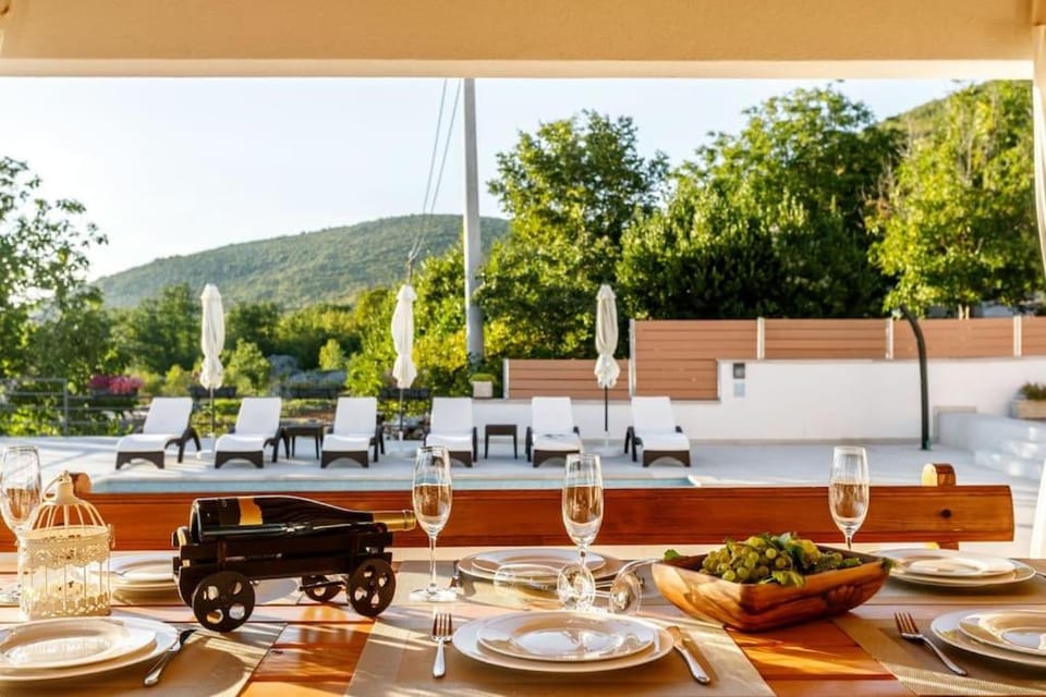 Villa in Omiš inland/4 stars+heated pool Villa in Split-Dalmatia County