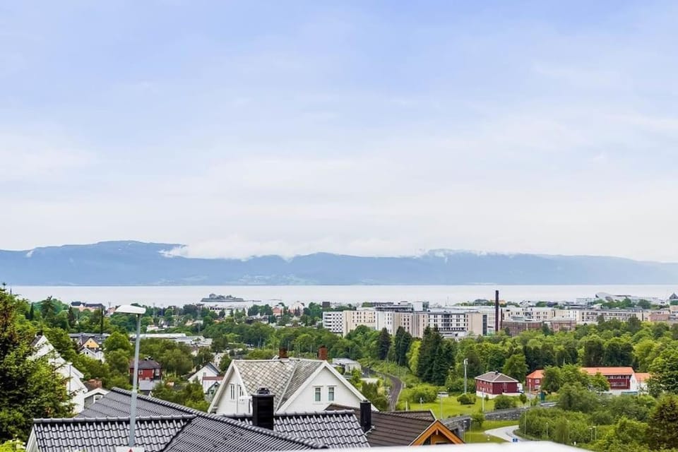 Day, Natural landscape, City view, Mountain view, Sea view