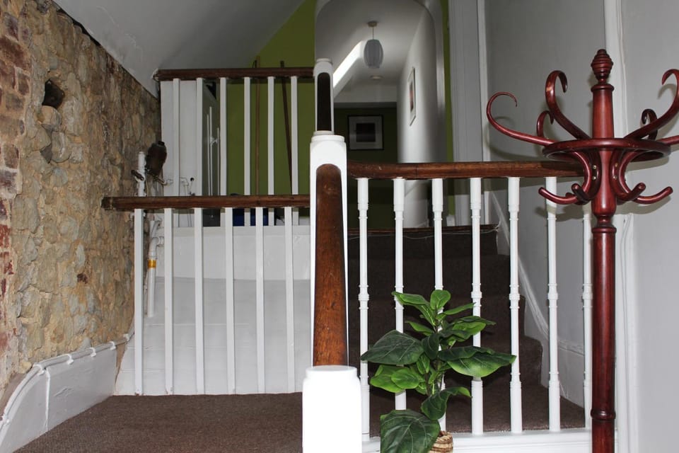Lovely 3 bed condo Apartment in Reigate