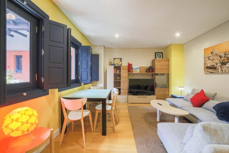 Housing Plaza Mayor by SharingCo Apartment in Centro