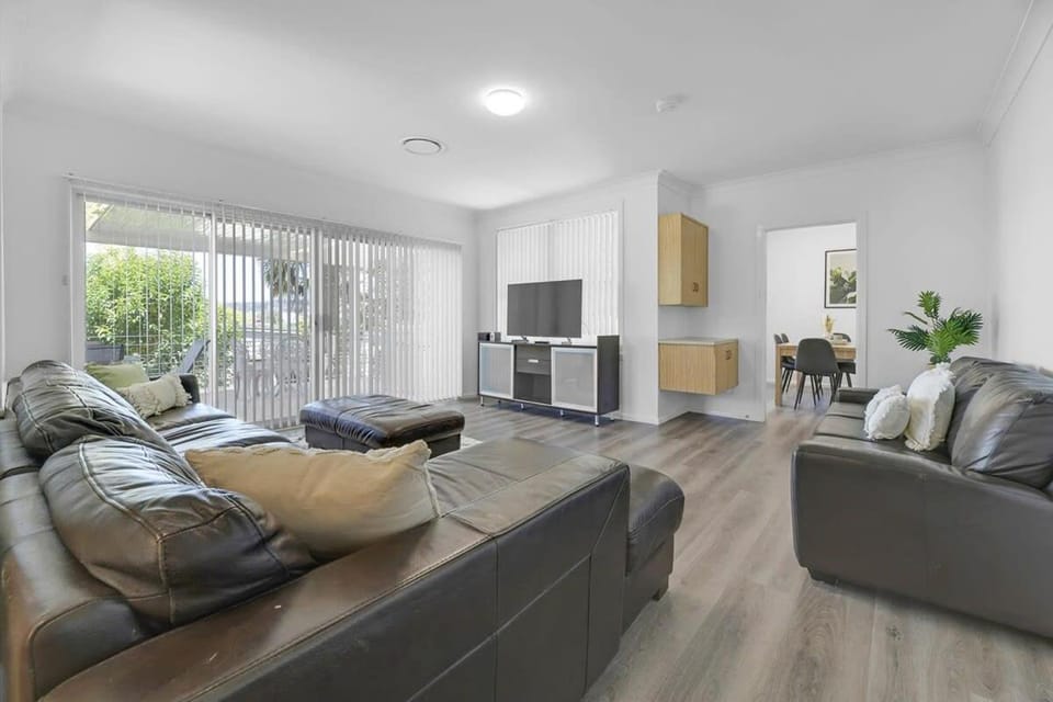 The Family Retreat - Near Mt Panorama & Racecourse House in Bathurst