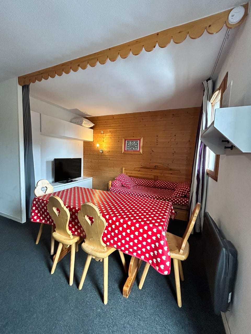 Living room, Bedroom