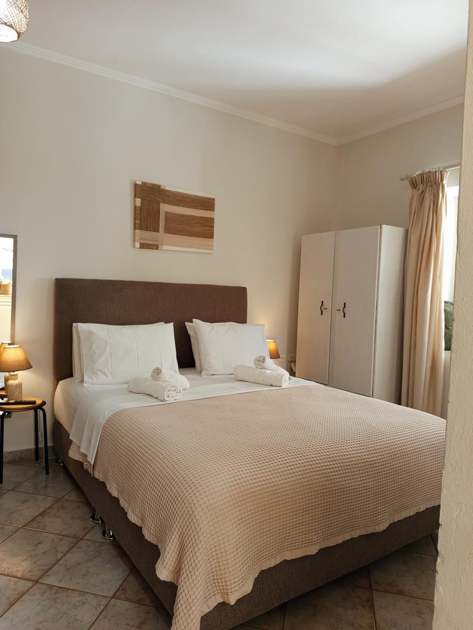 Feidiou 1, vol I Apartment in Islands