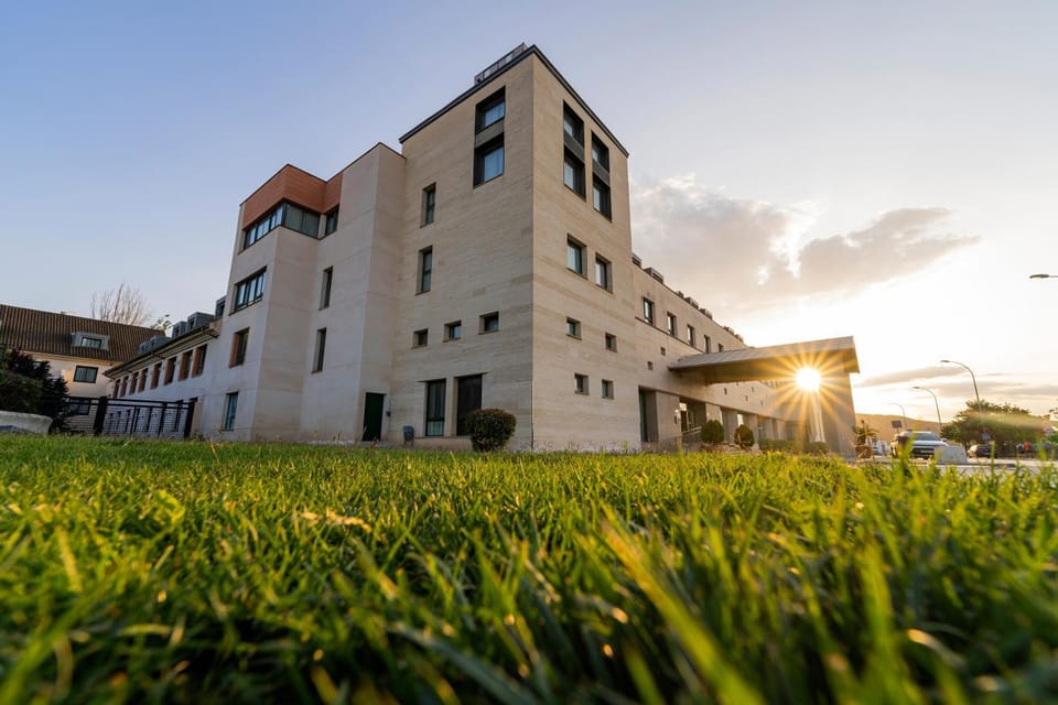 Property building, Facade/entrance