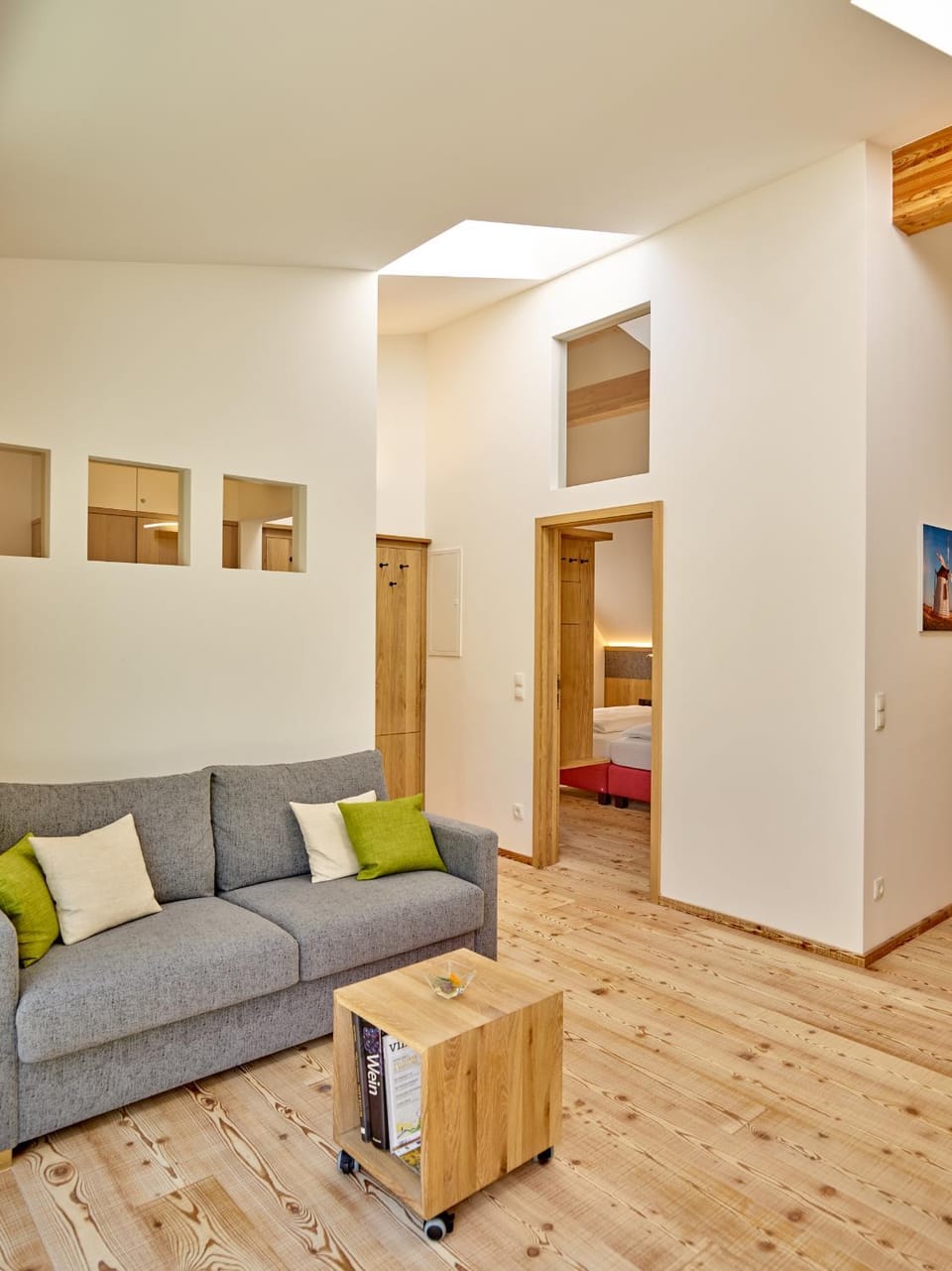 Bed, Living room, Photo of the whole room, Seating area, Bedroom