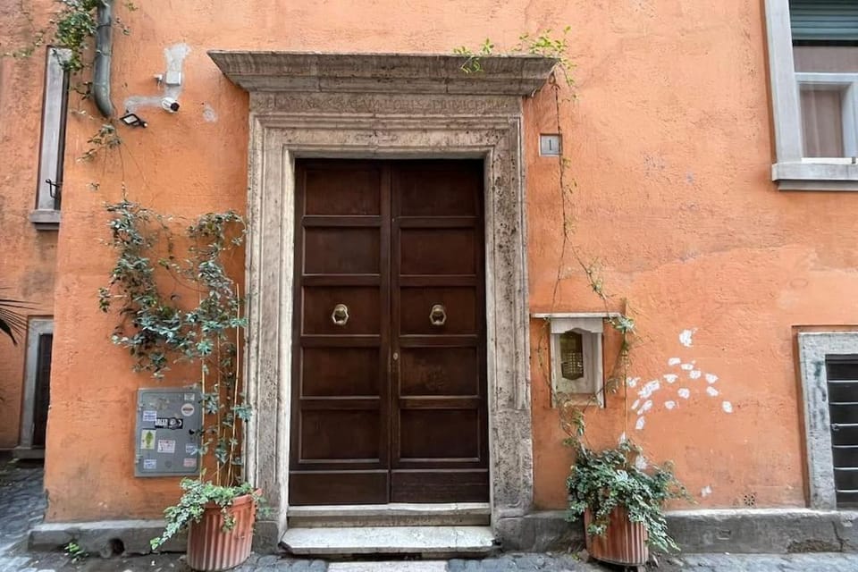 Property building, Facade/entrance, Day