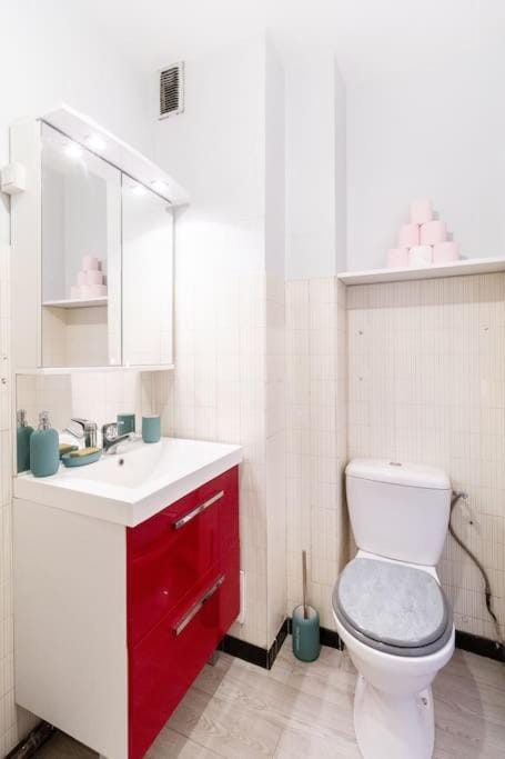 La chambre des secrets / parking / wifi Apartment in Toulouse