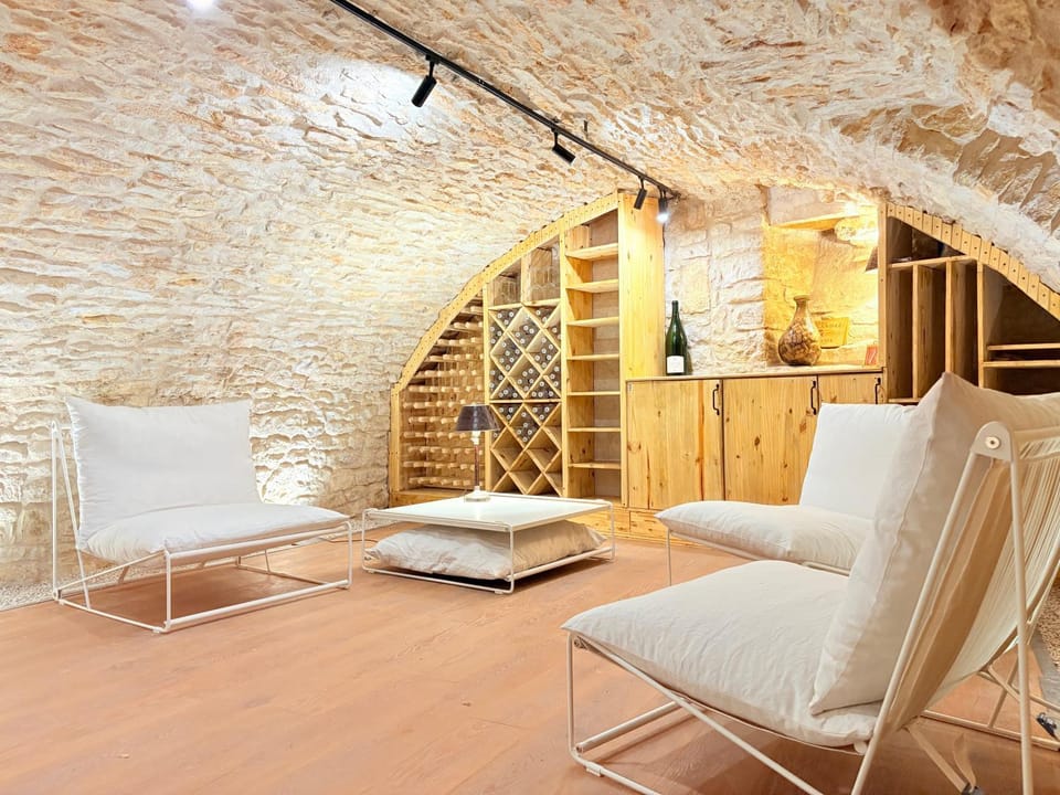Maison nichée au coeur des vignes proche de Givry House in Bourgogne-Franche-Comté
