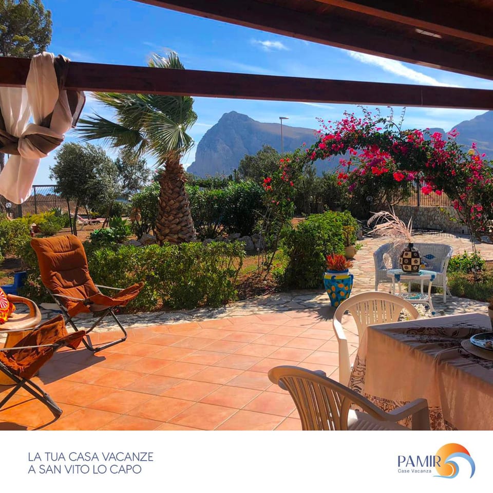 Patio, Natural landscape, Balcony/Terrace, Mountain view