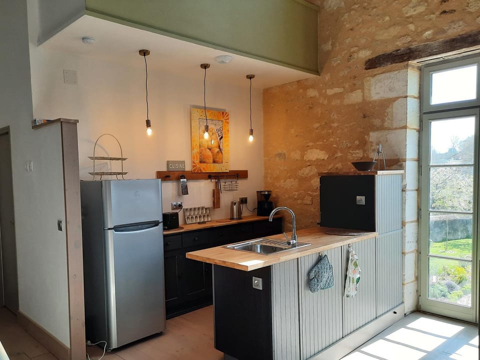 Kitchen or kitchenette, dishwasher, minibar, pet friendly, stove