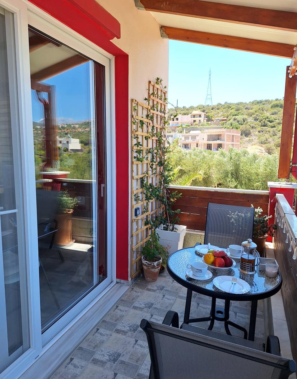 Day, Summer, Balcony/Terrace, Balcony/Terrace, Garden view, Garden view, Mountain view, River view