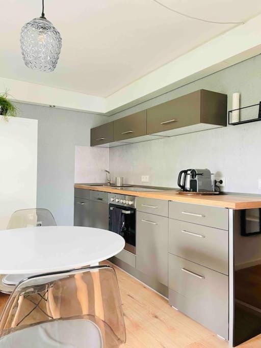 Coffee/tea facilities, Kitchen or kitchenette, Dining area, pet friendly, toaster