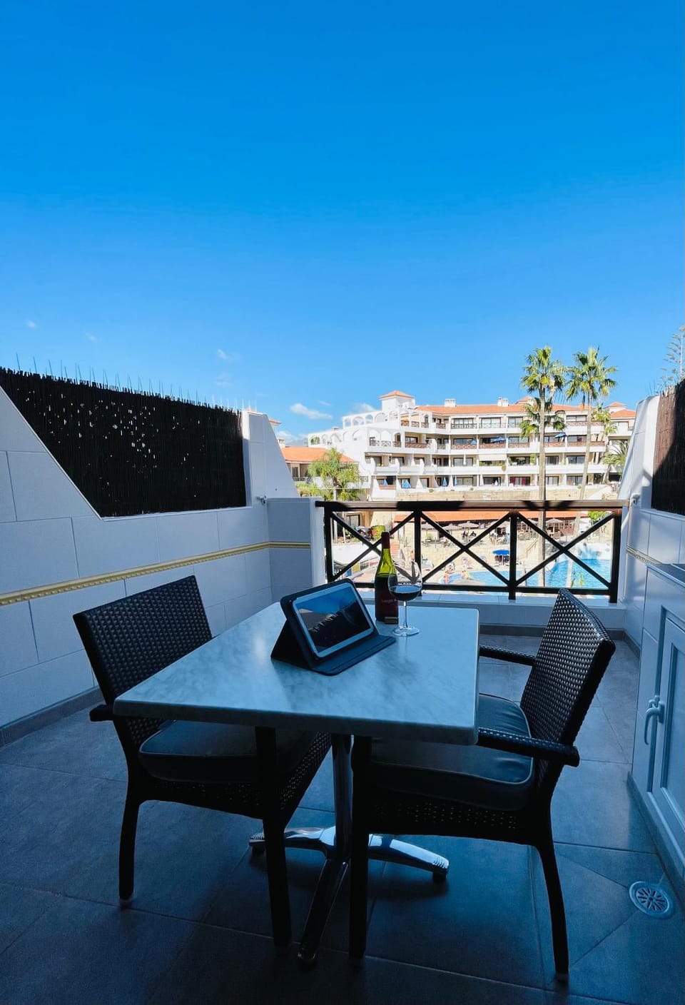 View (from property/room), Balcony/Terrace, Seating area