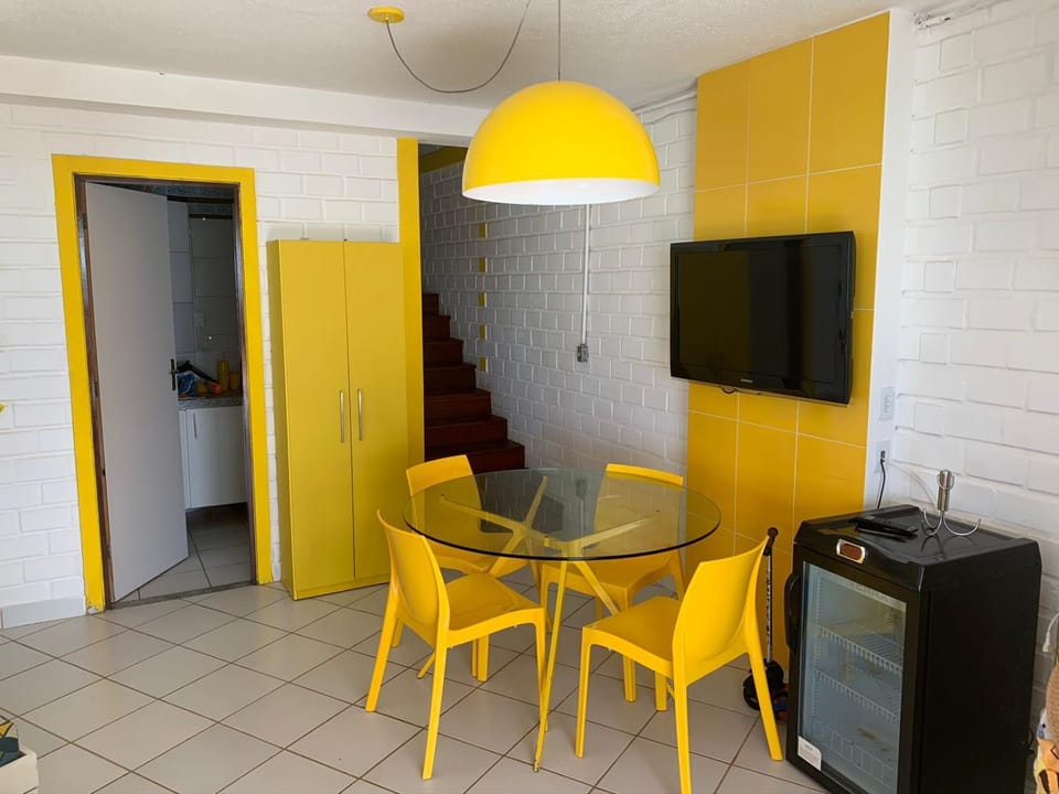 Communal lounge/ TV room, TV and multimedia, Dining area