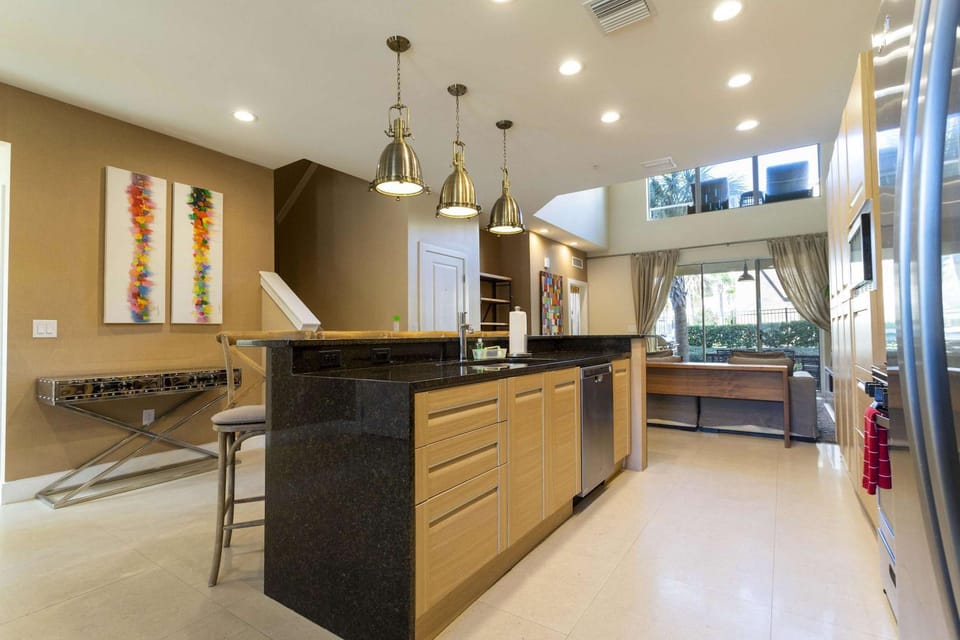 Gorgeous 4 Bd Close to Disney @ Magic Village 3114 House in Bay Lake