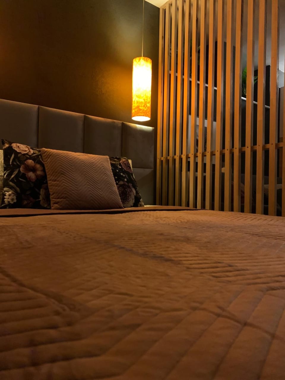 Bed, Living room, Seating area, Bedroom