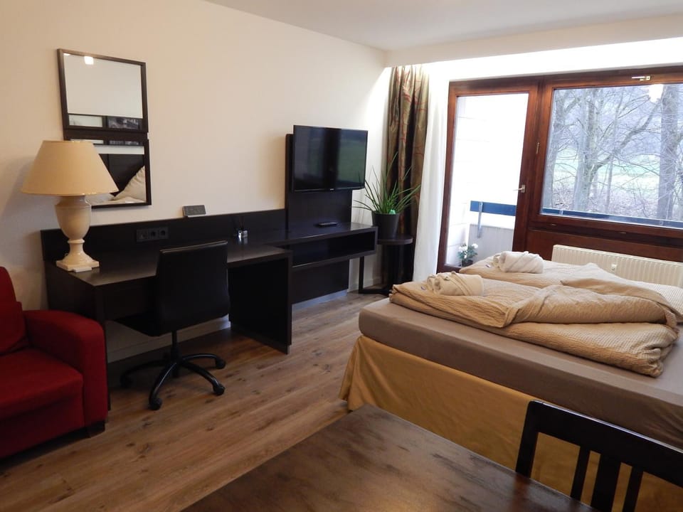 TV and multimedia, Living room, Dining area, Bedroom
