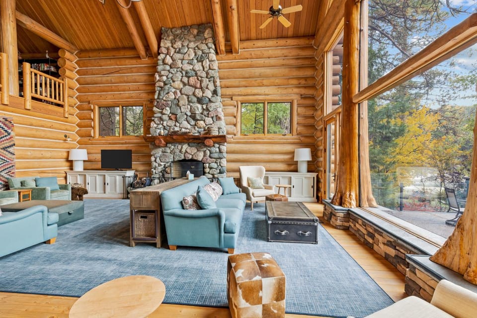 Willow Cove Log Cabin Cabin in Bass Lake